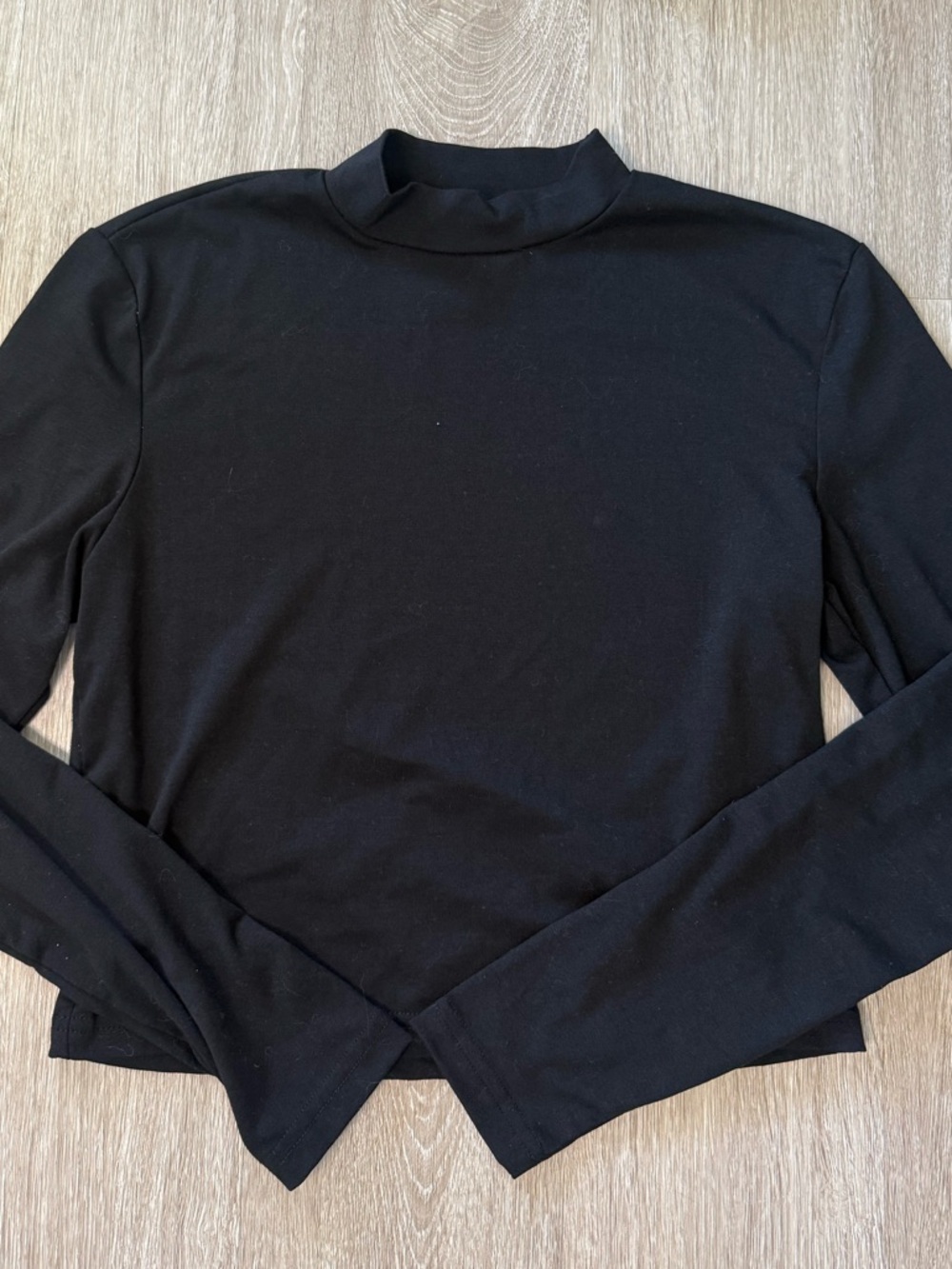 Black Cropped Mock Neck Long Sleeve Crop Top - Size L